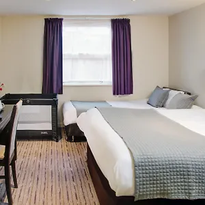Premier West 3* Хаддерсфилд